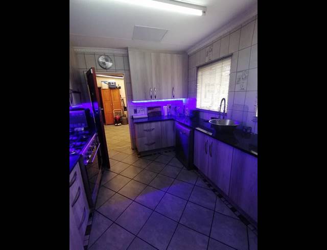 3 BEDROOM HOUSE FOR SALE IN FARRARMERE